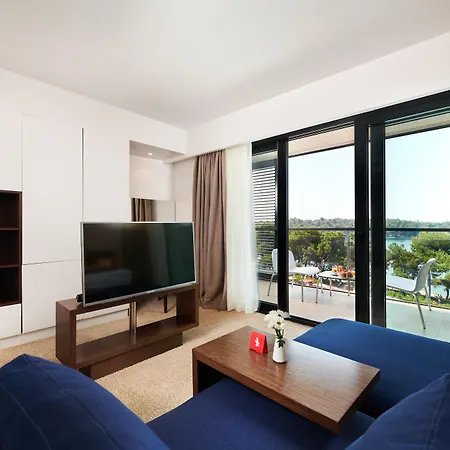 Hotel Parentium Plava Laguna 4*