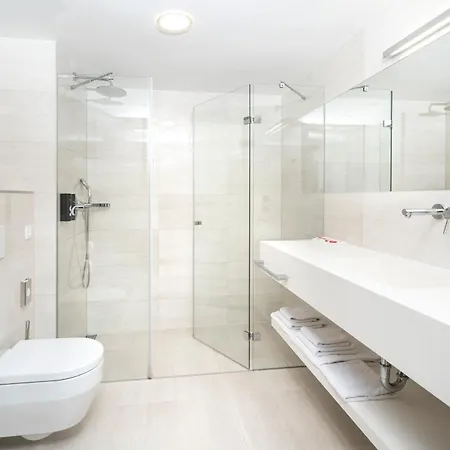 Parentium Plava Laguna 4* Πόρετς