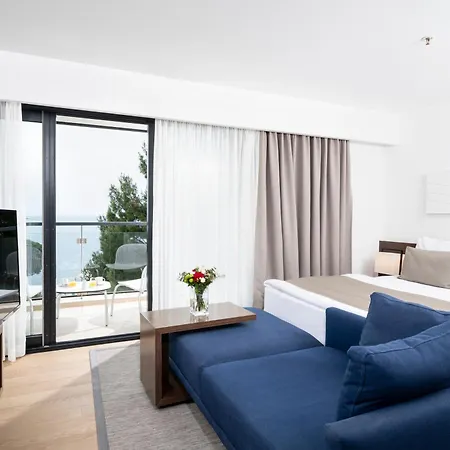 帕林提姆蓝色泻湖酒店 酒店