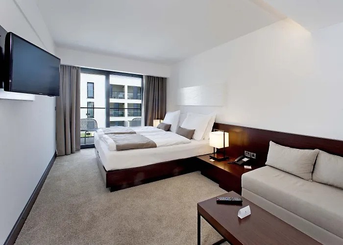 Parentium Plava Laguna Hotel 4*