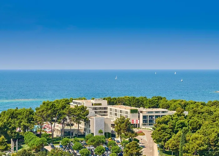 Hotel Parentium Plava Laguna 4*
